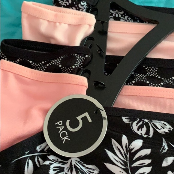 NWT Delta Burke 5 pack plus size everyday briefs. - Picture 4 of 6